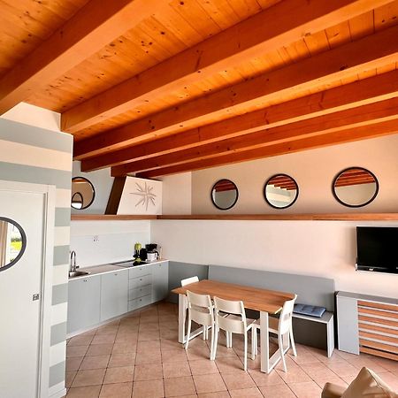 Relais Rosa Dei Venti -Ciao Vacanze- Moniga del Garda Bagian luar foto