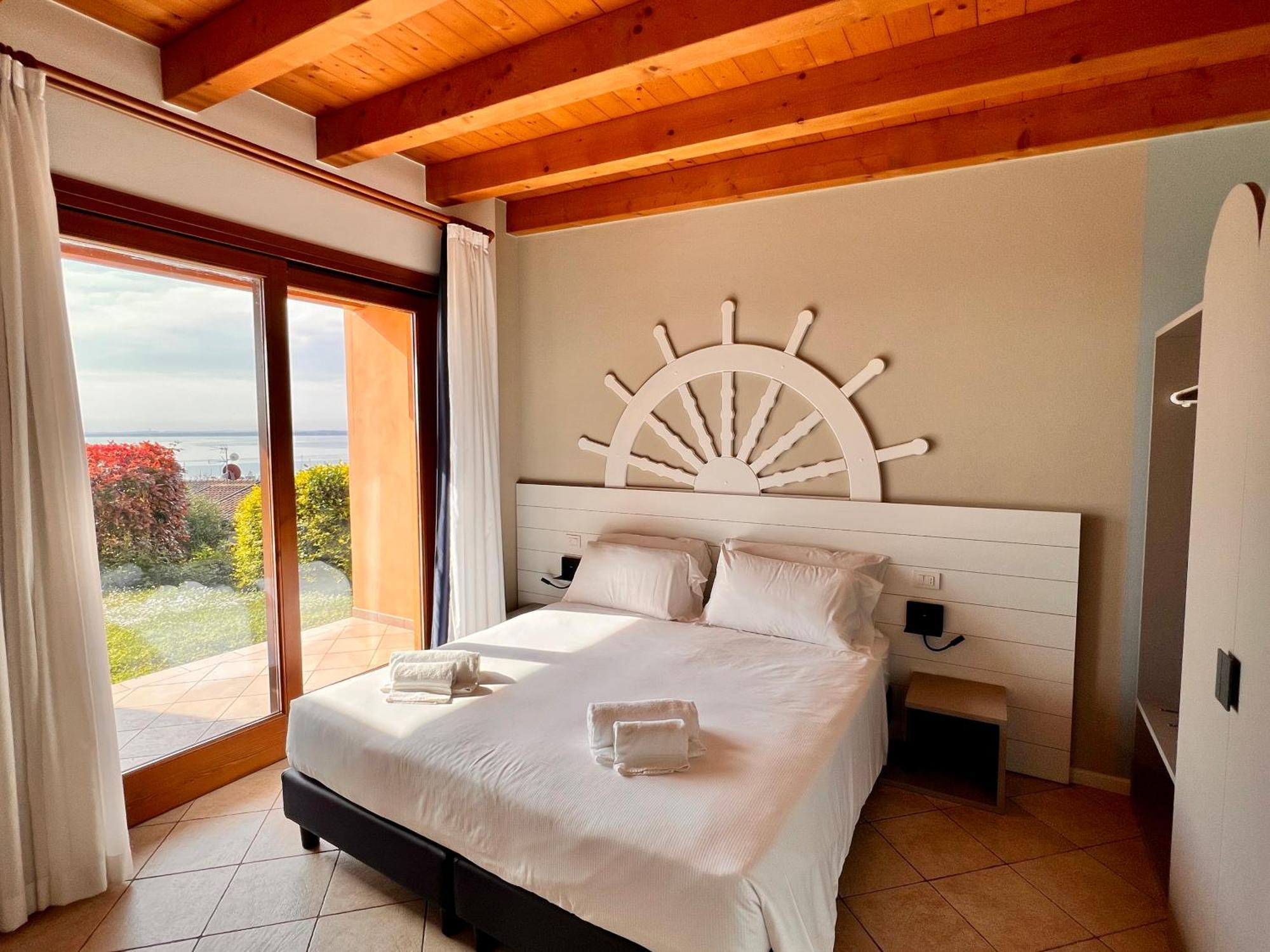 Relais Rosa Dei Venti -Ciao Vacanze- Moniga del Garda Bagian luar foto