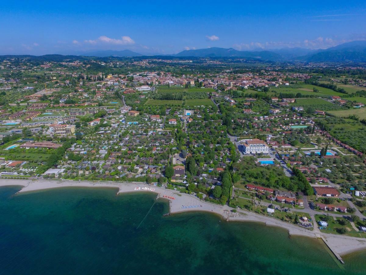 Relais Rosa Dei Venti -Ciao Vacanze- Moniga del Garda Bagian luar foto