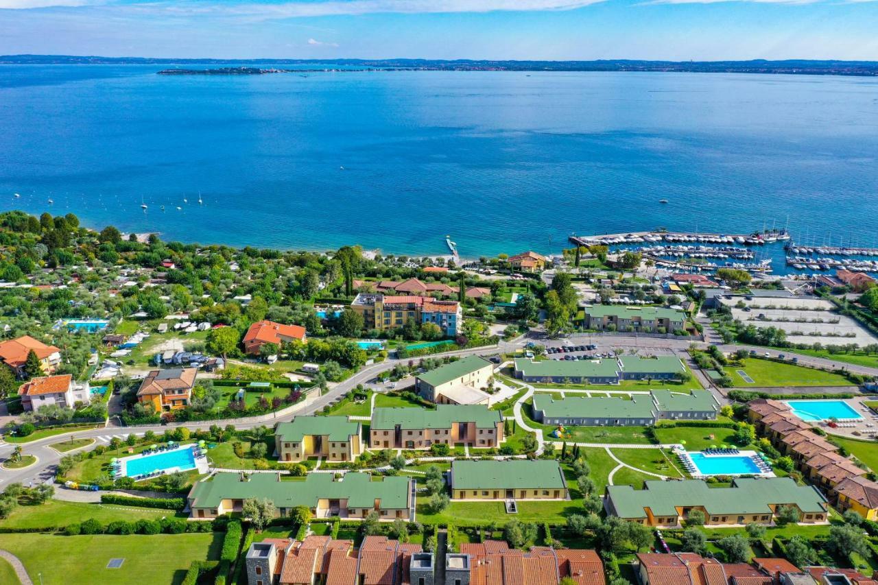 Relais Rosa Dei Venti -Ciao Vacanze- Moniga del Garda Bagian luar foto