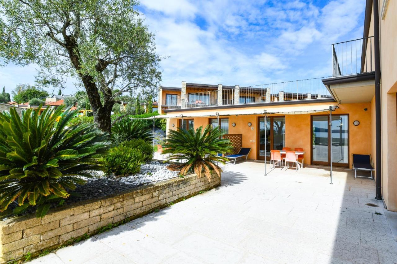 Relais Rosa Dei Venti -Ciao Vacanze- Moniga del Garda Bagian luar foto