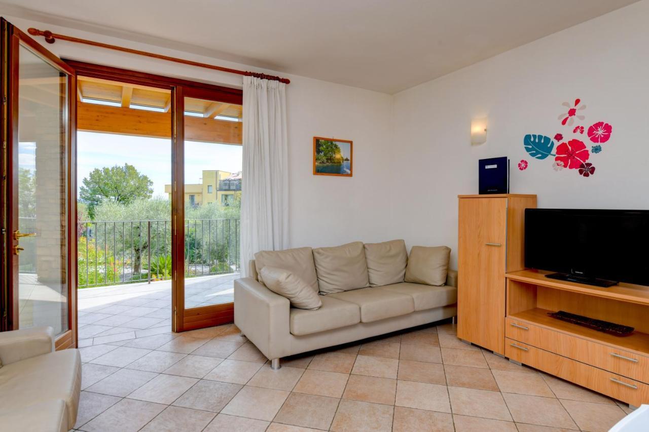 Relais Rosa Dei Venti -Ciao Vacanze- Moniga del Garda Bagian luar foto